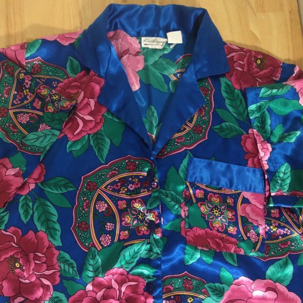 Vintage Kathryn Floral Pattern Polyester Hawaiian Disco Shirt